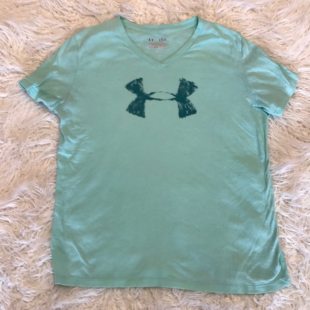 EUC woman’s Under Armour cotton tee